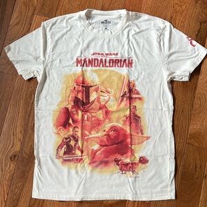 Hollister Star Wars The Mandalorian Graphic Tee